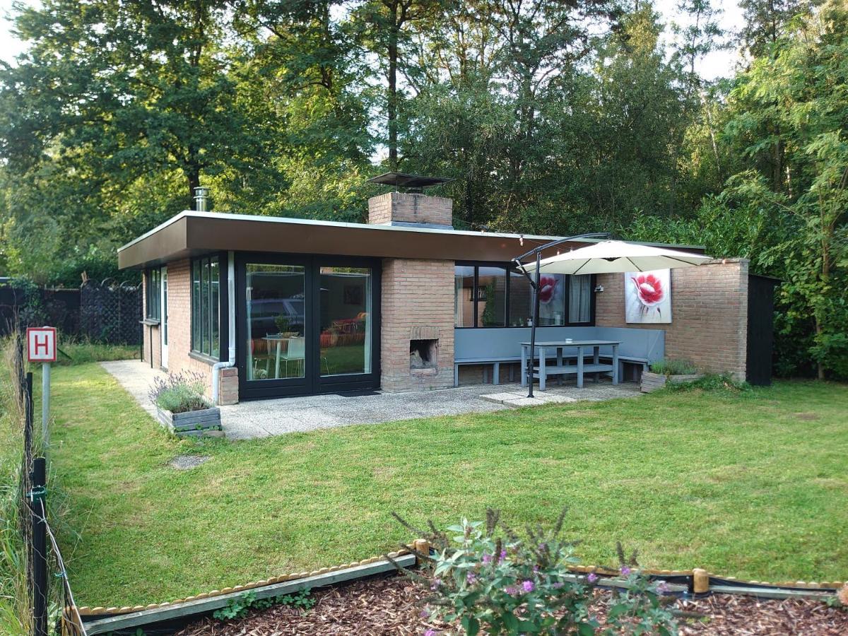 Zonnige Vrijstaande Bungalow In Prachtige Omgeving! Rekem Exterior foto