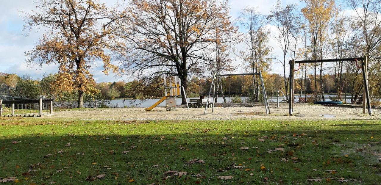 Zonnige Vrijstaande Bungalow In Prachtige Omgeving! Rekem Exterior foto