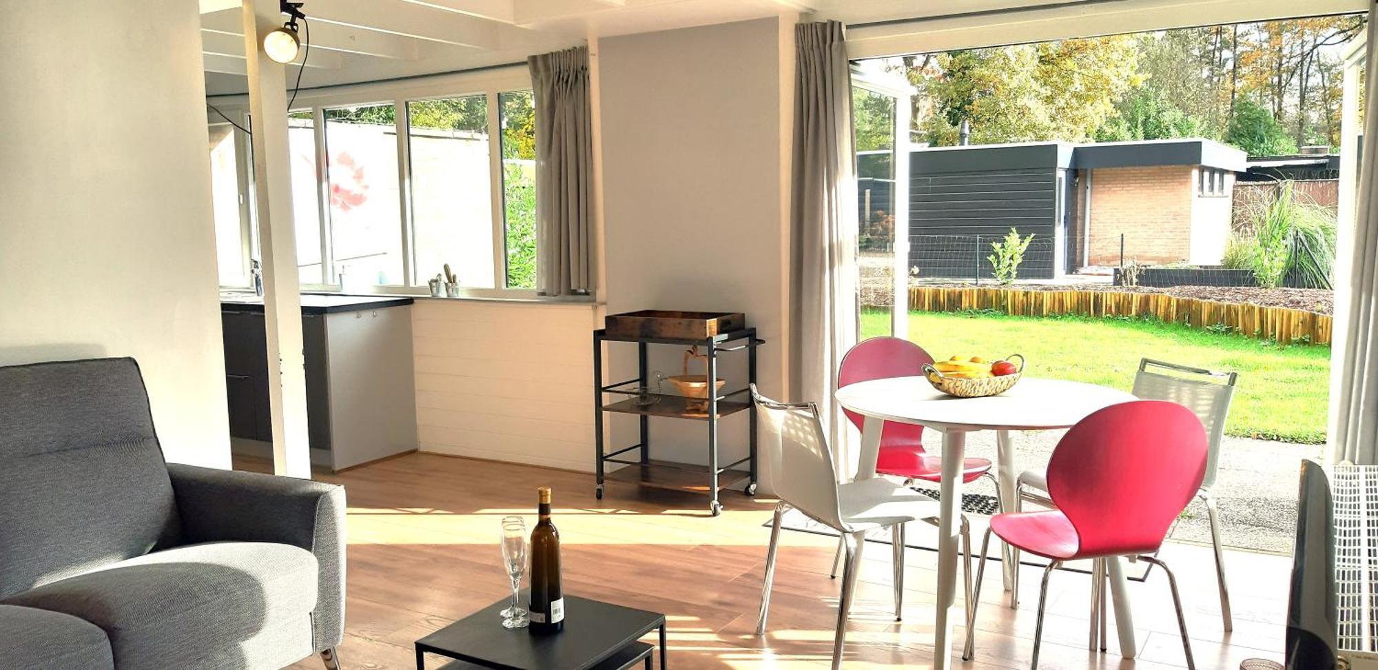 Zonnige Vrijstaande Bungalow In Prachtige Omgeving! Rekem Exterior foto
